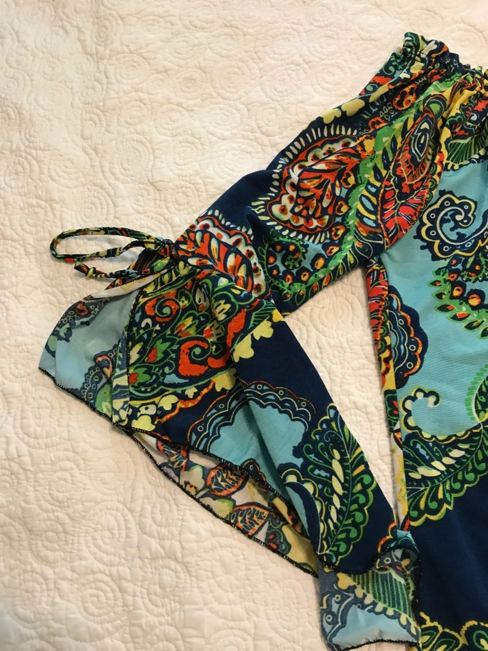 WinWin very colorful floral / paisley tie (bell) sleeve tunic (S-M) - Picture 10 of 16